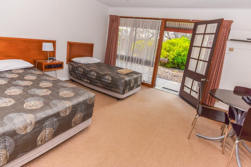 River Country Inn (Adults Only) モアマ 部屋 写真