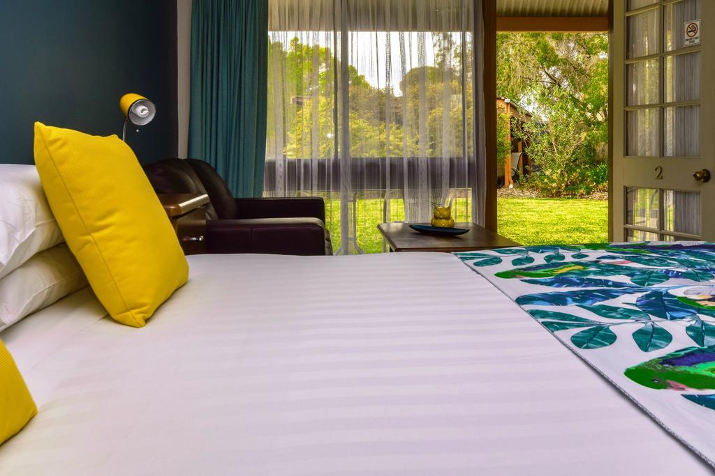 River Country Inn (Adults Only) モアマ エクステリア 写真